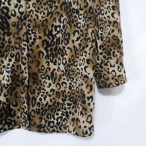 Unbranded | P2P 18 inches measured | Leopard Print Button Down Shirt - Picture 7 of 14